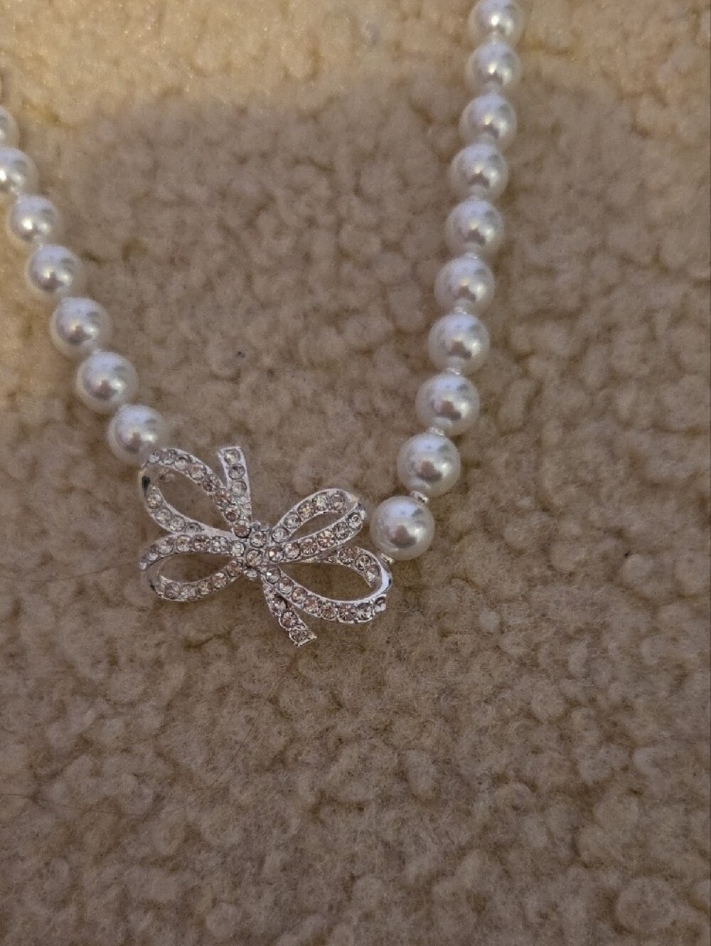 Rhinestone Bow Pearl Necklace - White - Picture 3 of 3